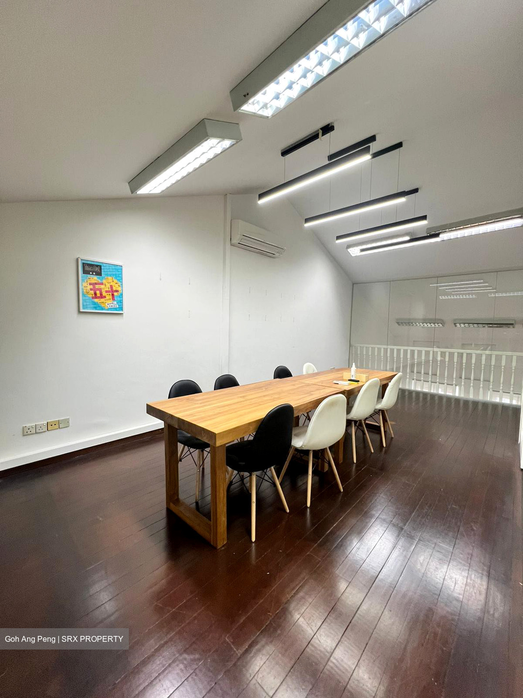 North Bridge Centre (D7), Office #478383241